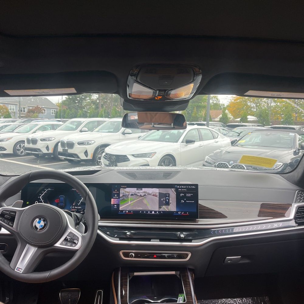 2025 BMW X7 XDrive40i