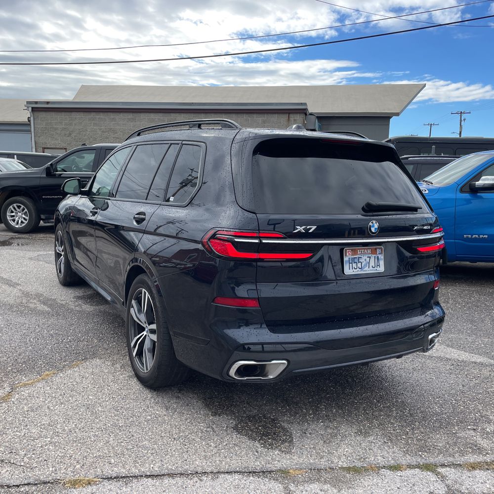 2025 BMW X7 XDrive40i