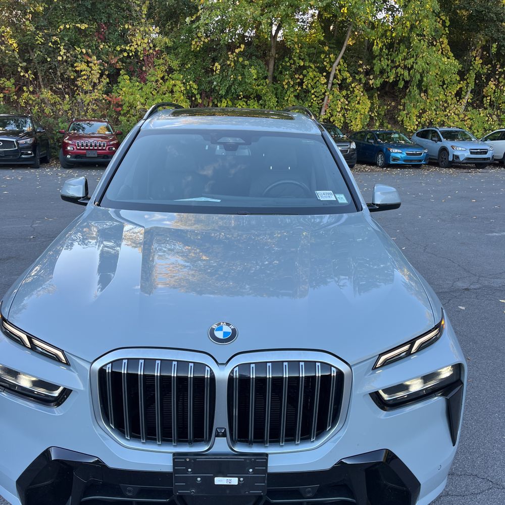 2025 BMW X7 XDrive40i