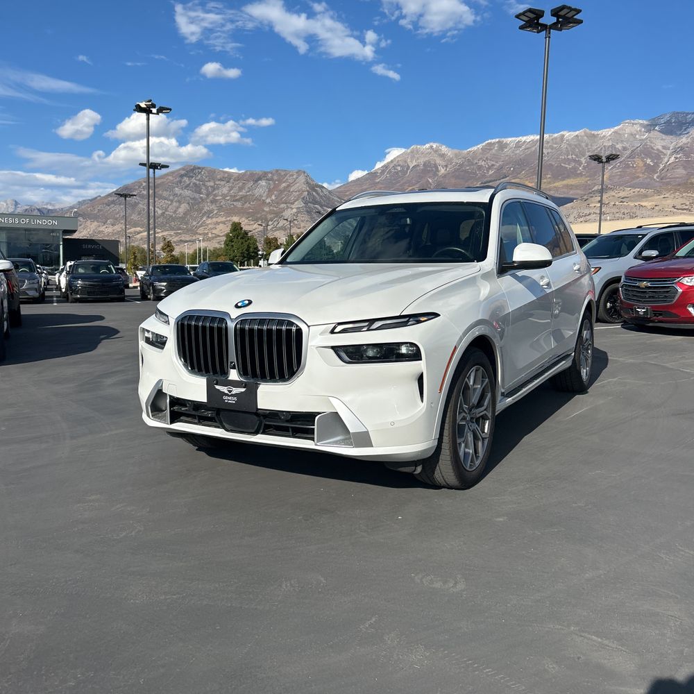 2025 BMW X7 XDrive40i