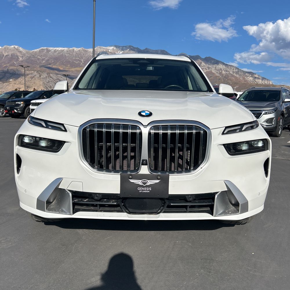 2025 BMW X7 XDrive40i