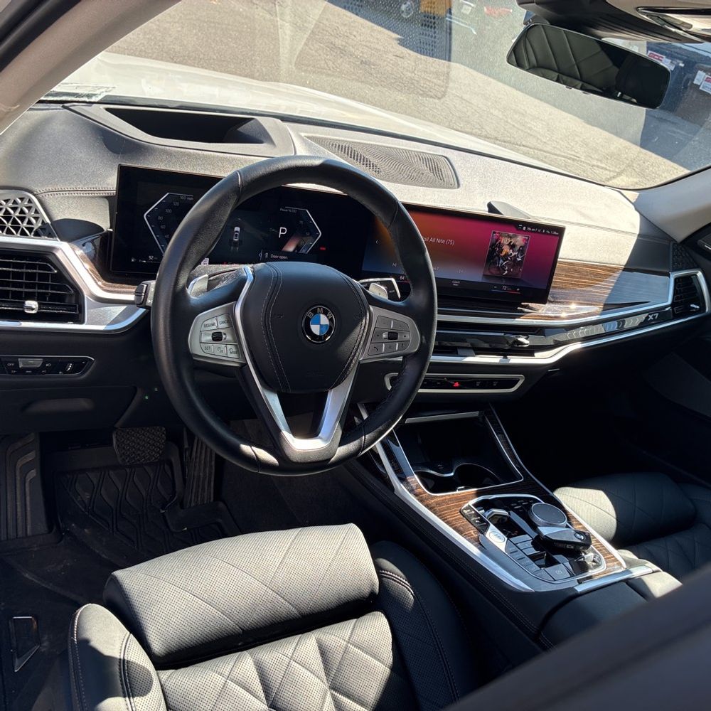 2023 BMW X7 XDrive40i