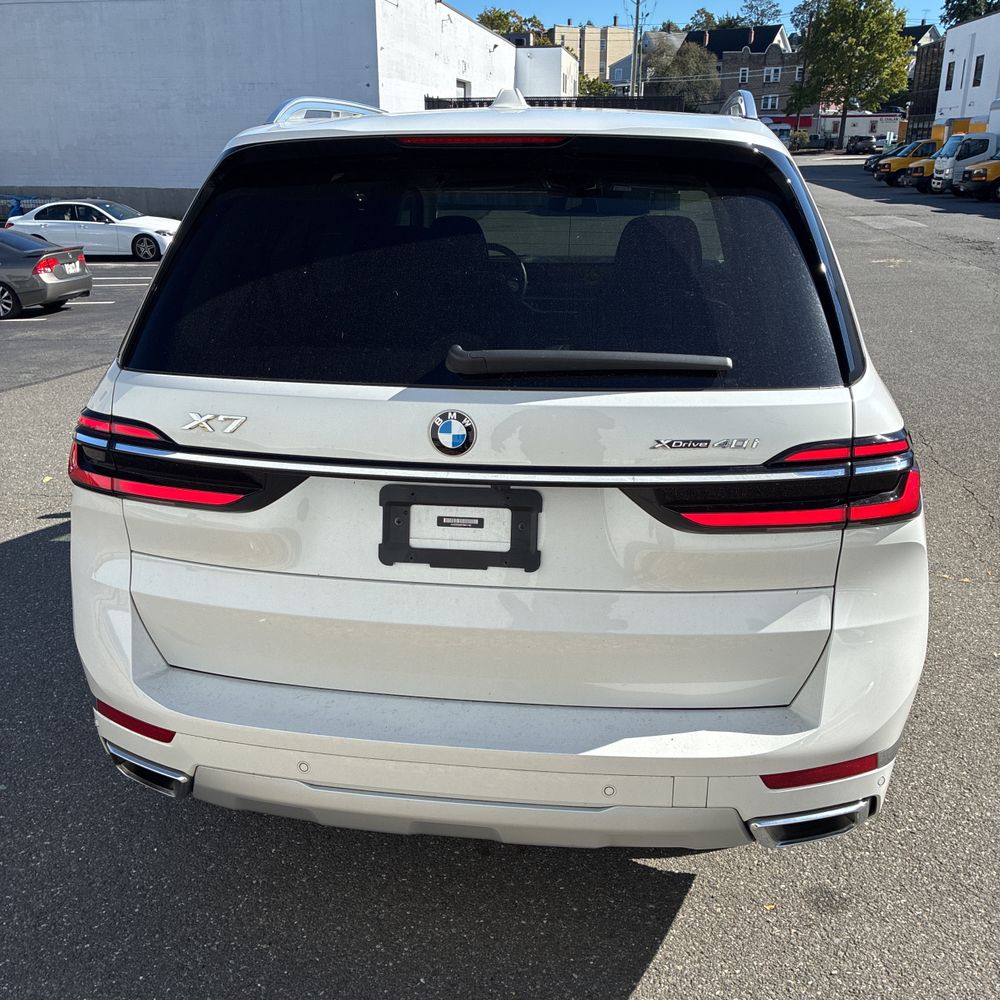 2023 BMW X7 XDrive40i