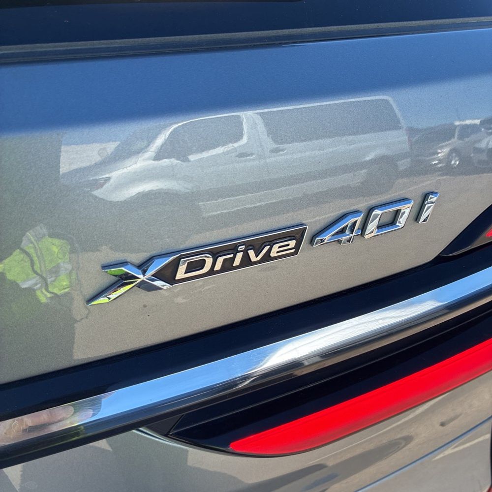 2025 BMW X7 XDrive40i