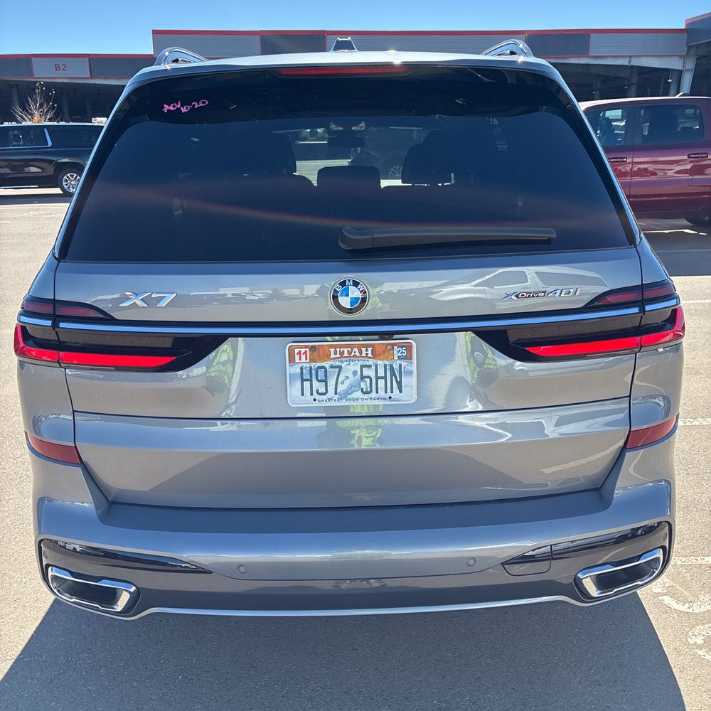 2025 BMW X7 XDrive40i