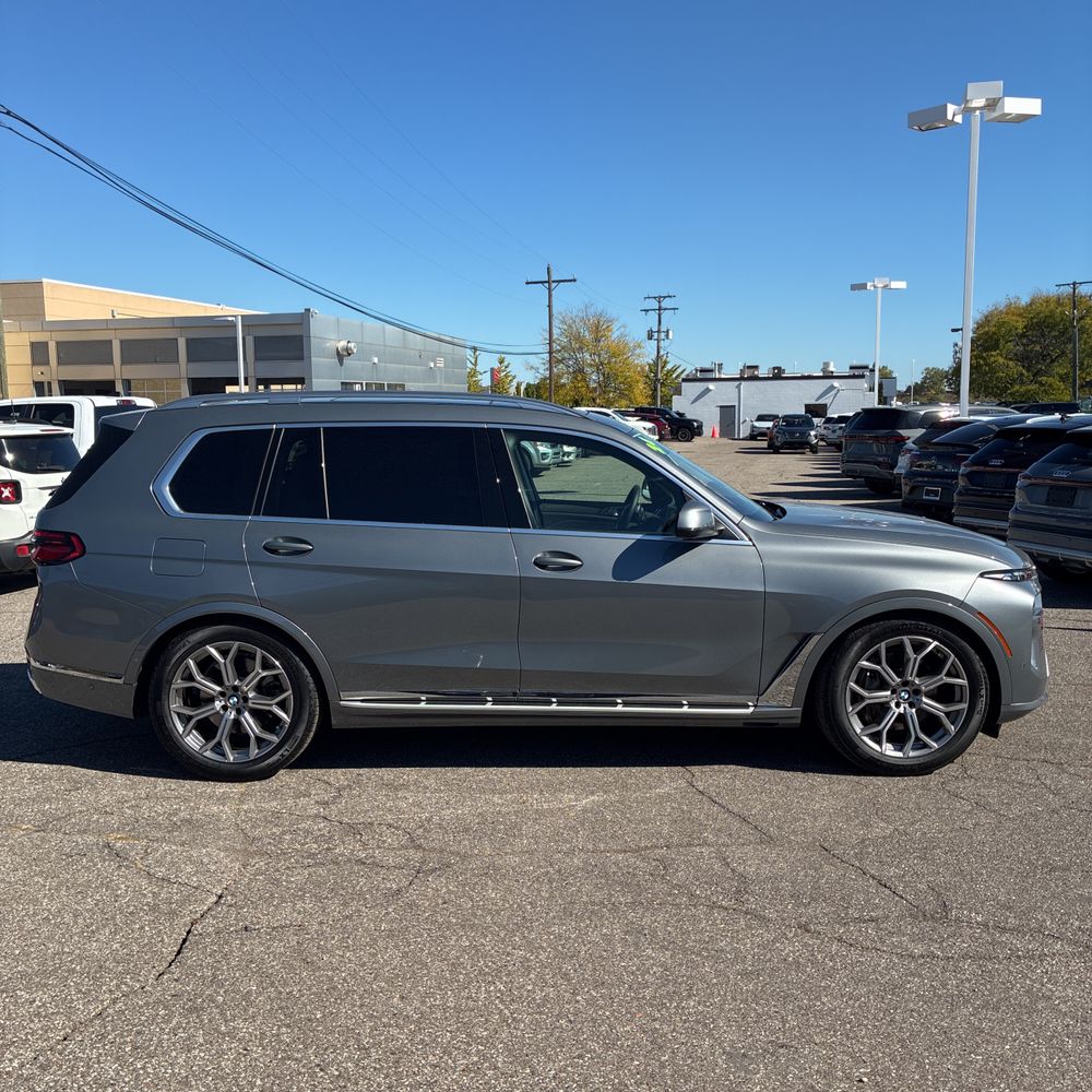 2024 BMW X7 XDrive40i