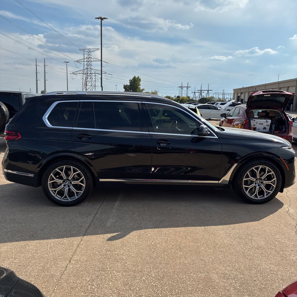 2025 BMW X7 XDrive40i
