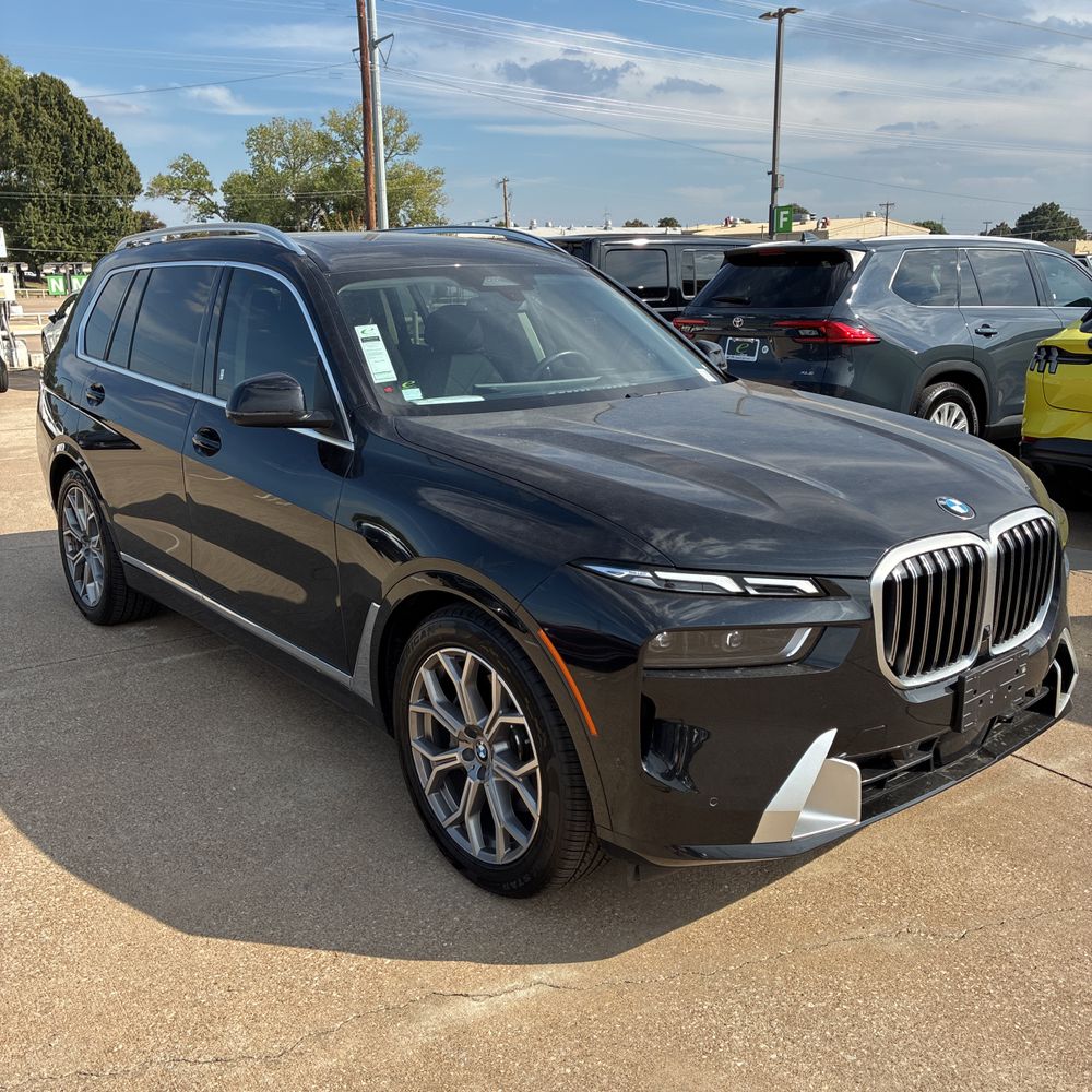 2025 BMW X7 XDrive40i