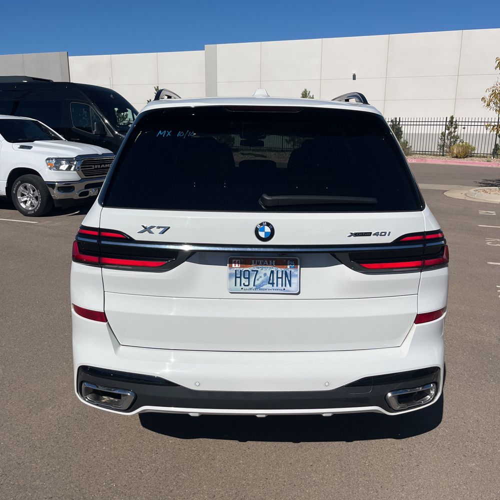 2025 BMW X7 XDrive40i