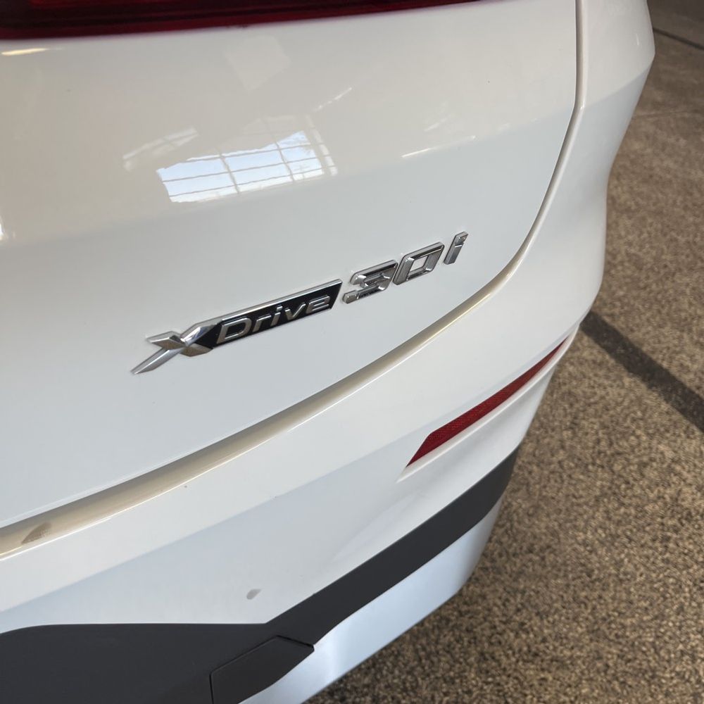 2025 BMW X4 XDrive30i