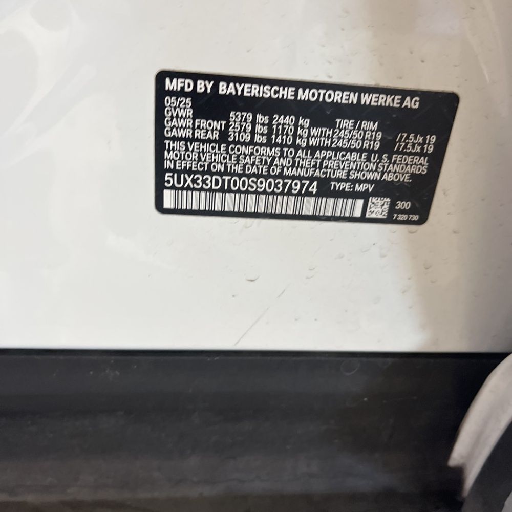 2025 BMW X4 XDrive30i