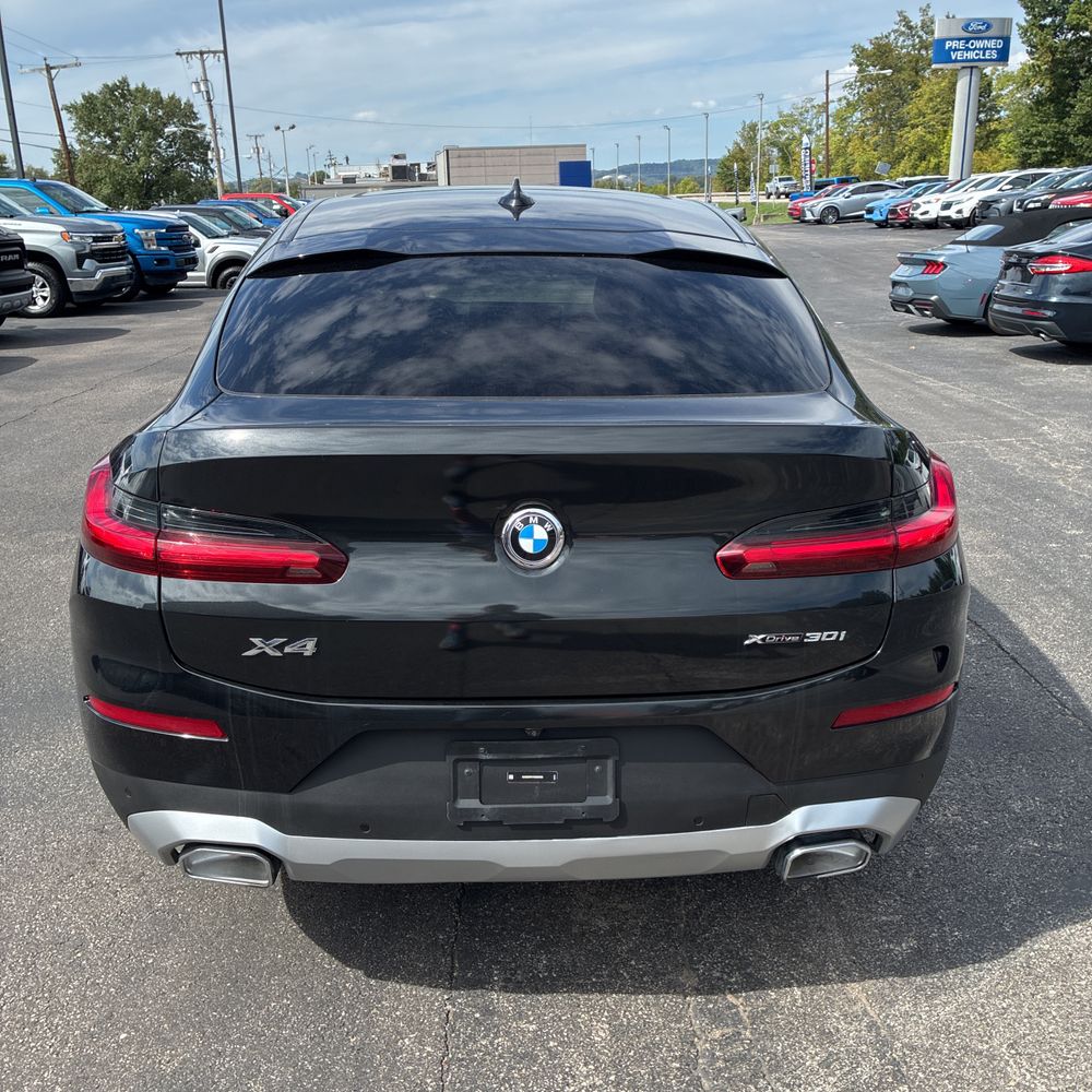 2024 BMW X4 XDrive30i