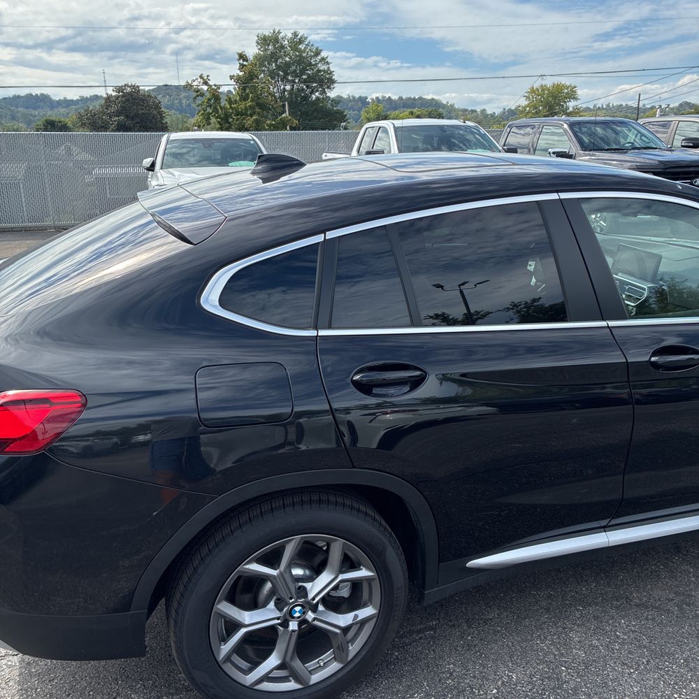 2024 BMW X4 XDrive30i
