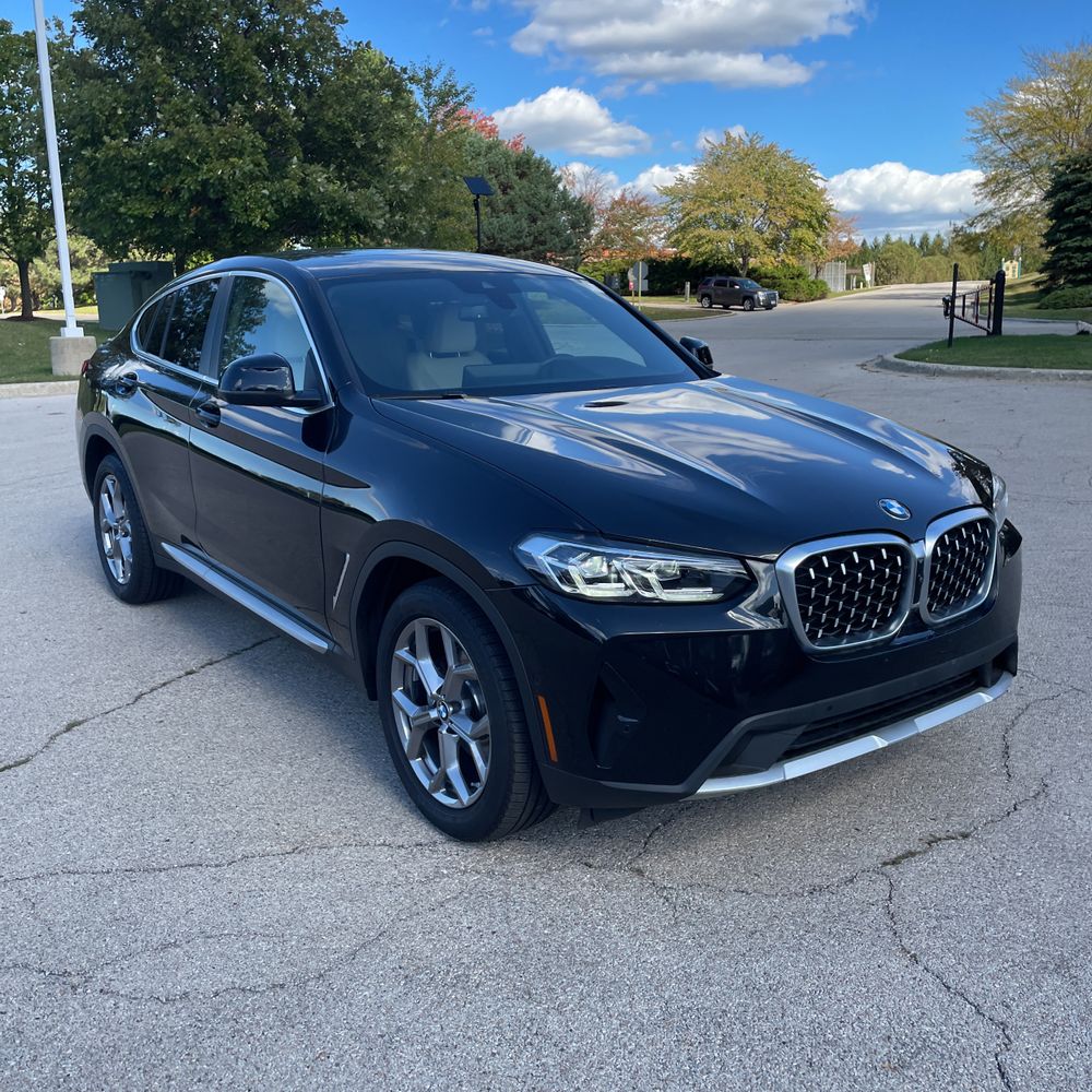 2023 BMW X4 XDrive30i