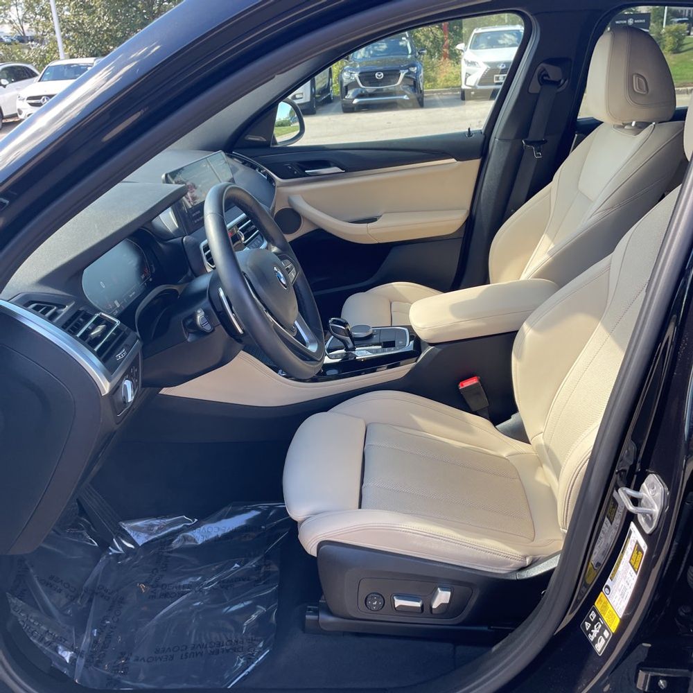 2023 BMW X4 XDrive30i
