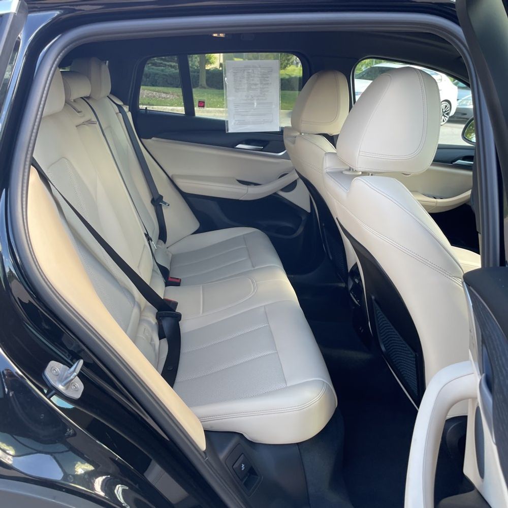 2023 BMW X4 XDrive30i