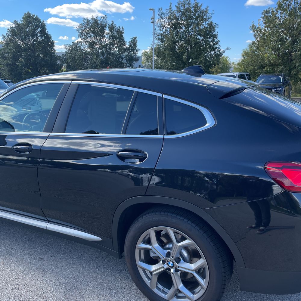 2023 BMW X4 XDrive30i