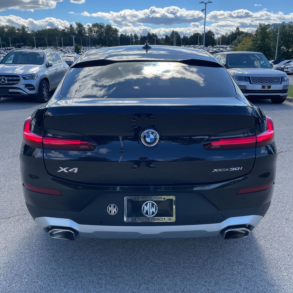 2023 BMW X4 XDrive30i
