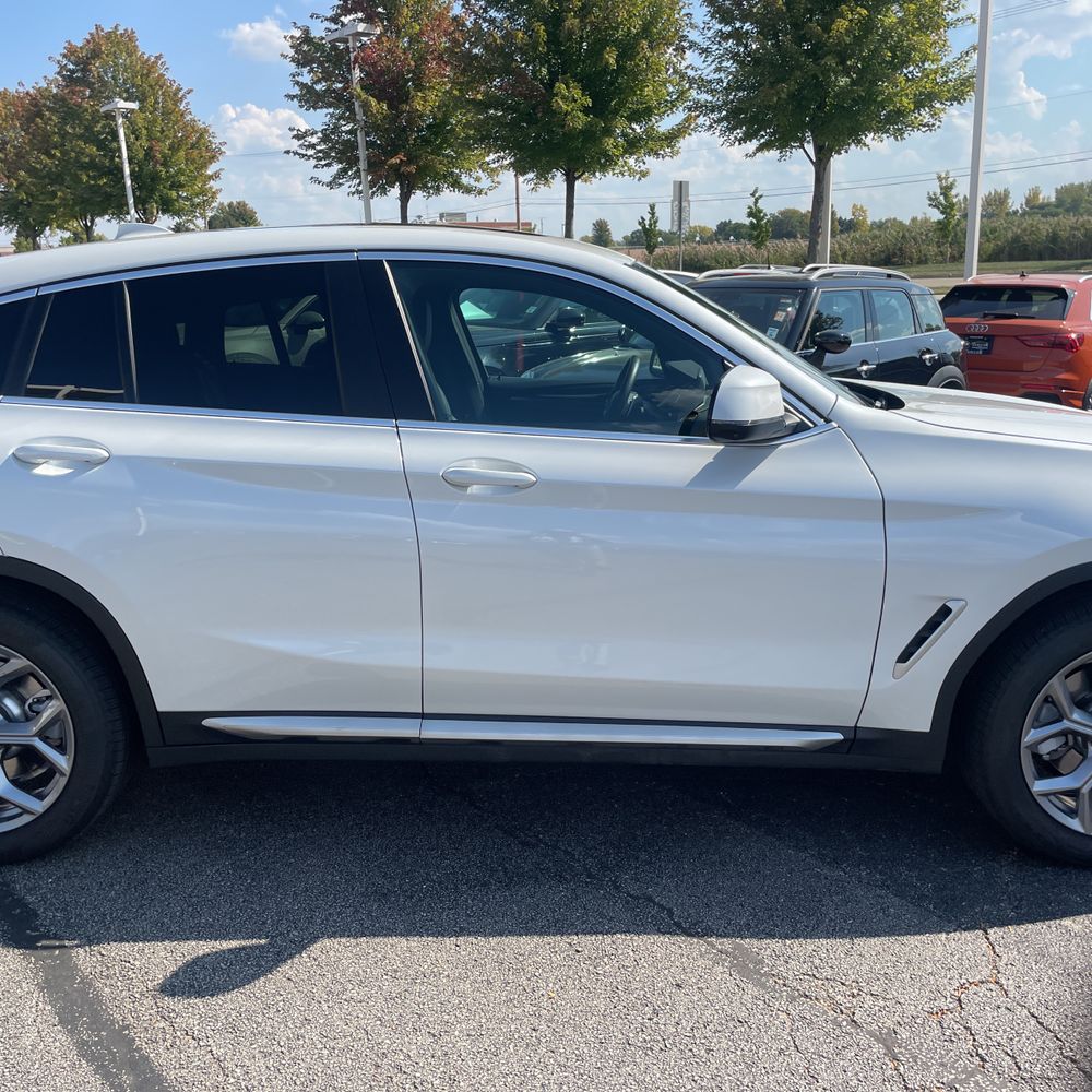 2024 BMW X4 XDrive30i