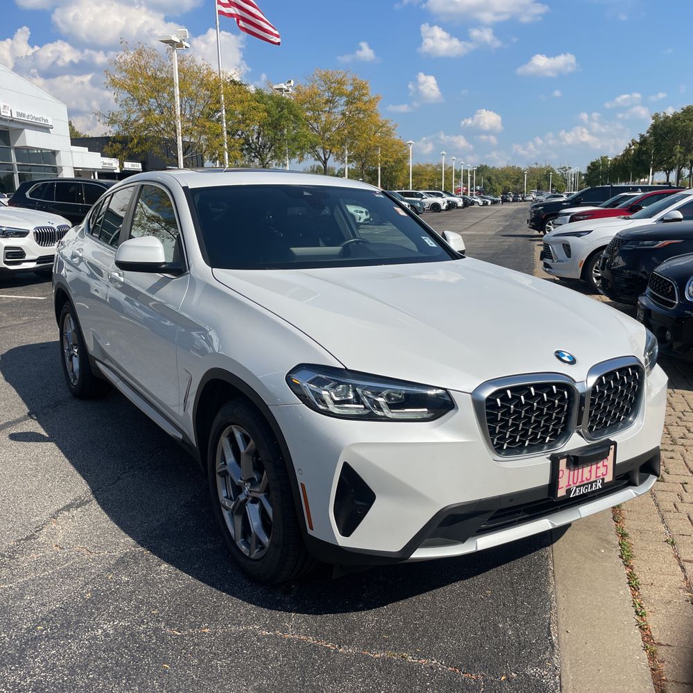 2024 BMW X4 XDrive30i