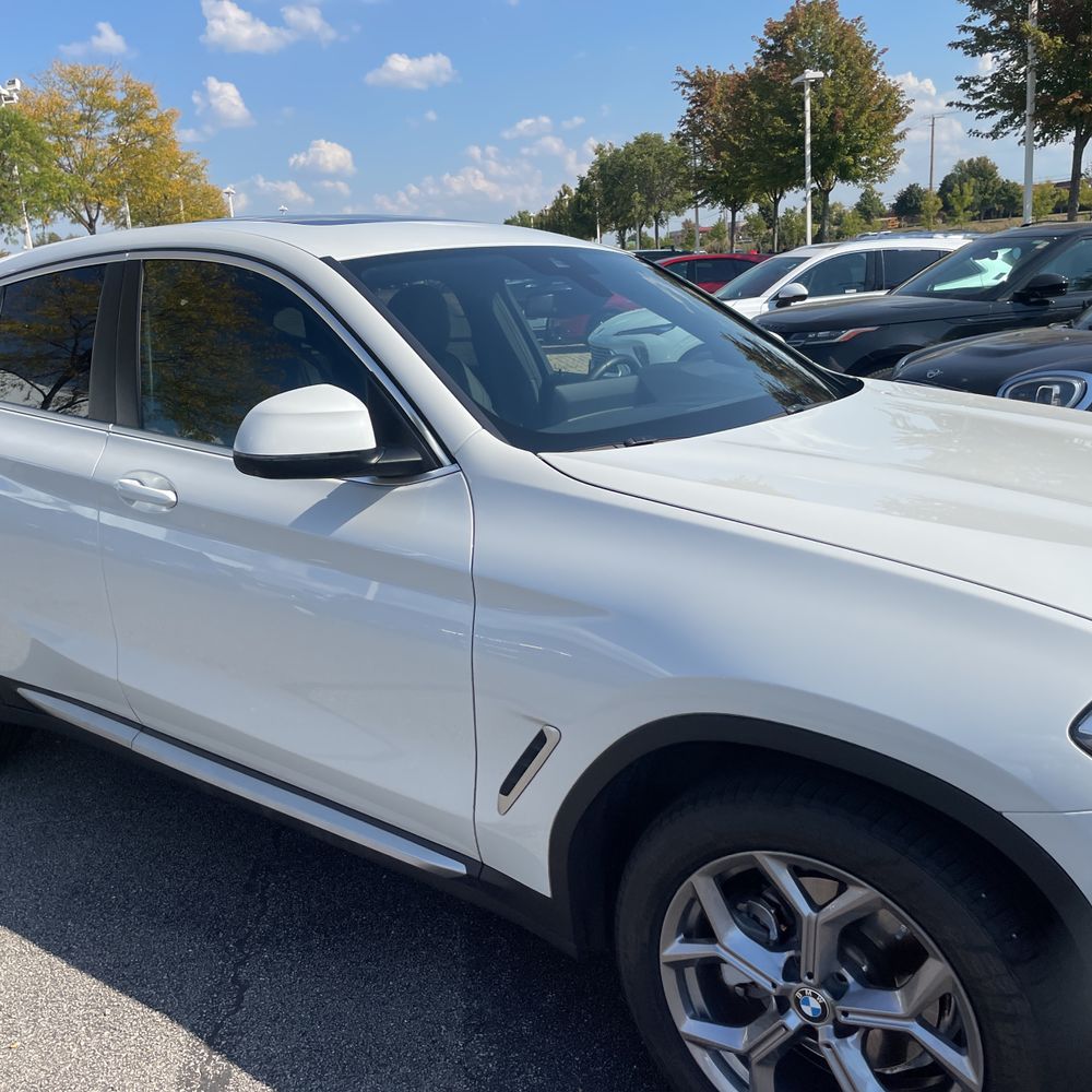 2024 BMW X4 XDrive30i
