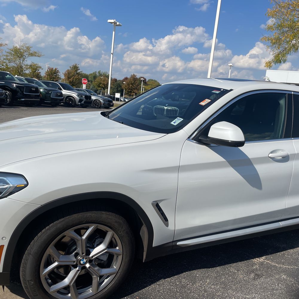 2024 BMW X4 XDrive30i