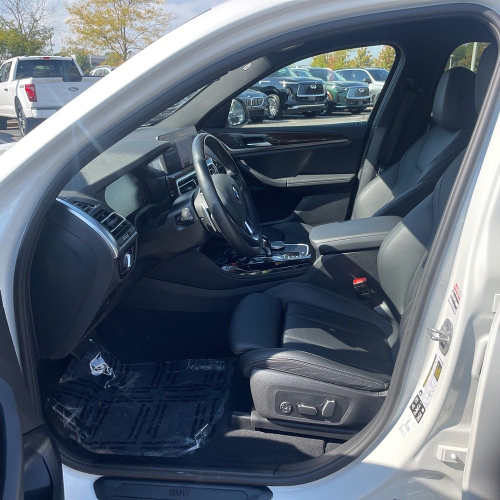 2024 BMW X4 XDrive30i
