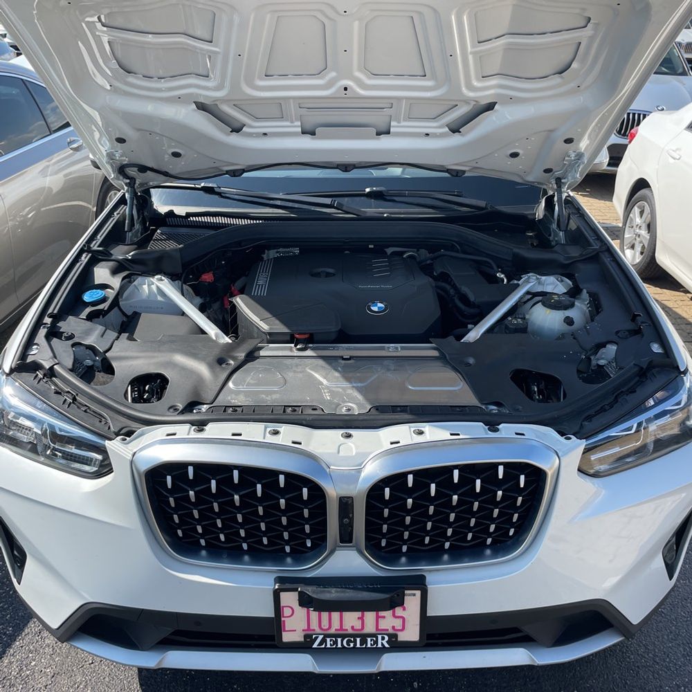 2024 BMW X4 XDrive30i