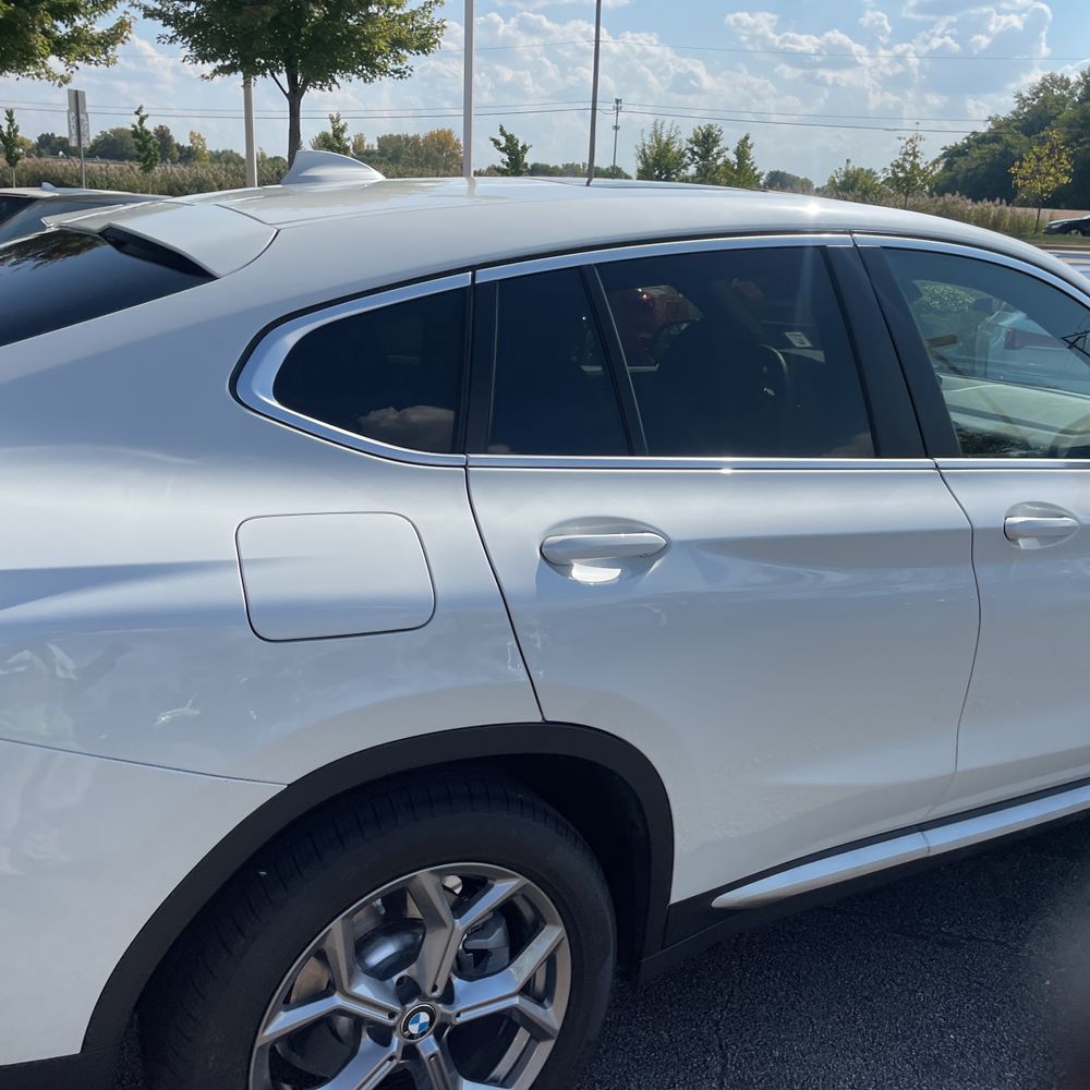 2024 BMW X4 XDrive30i