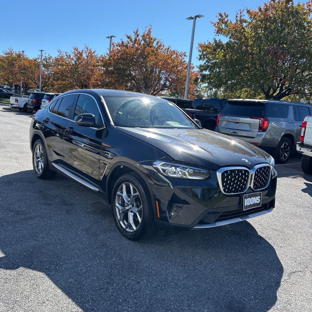 2024 BMW X4 XDrive30i
