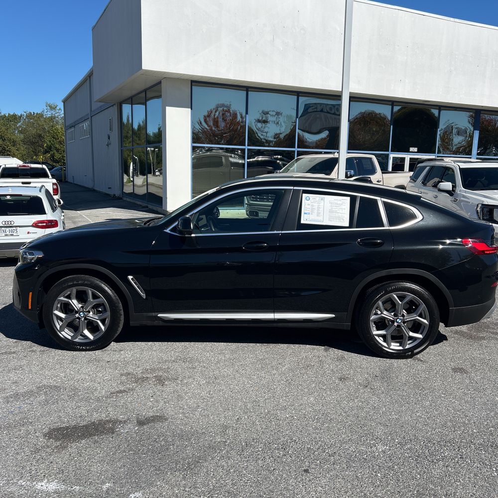 2024 BMW X4 XDrive30i