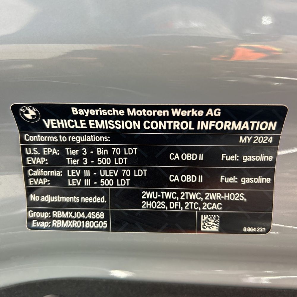 2024 BMW X7 M60i