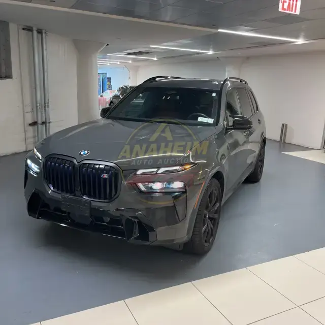 2025 BMW X7 M60i