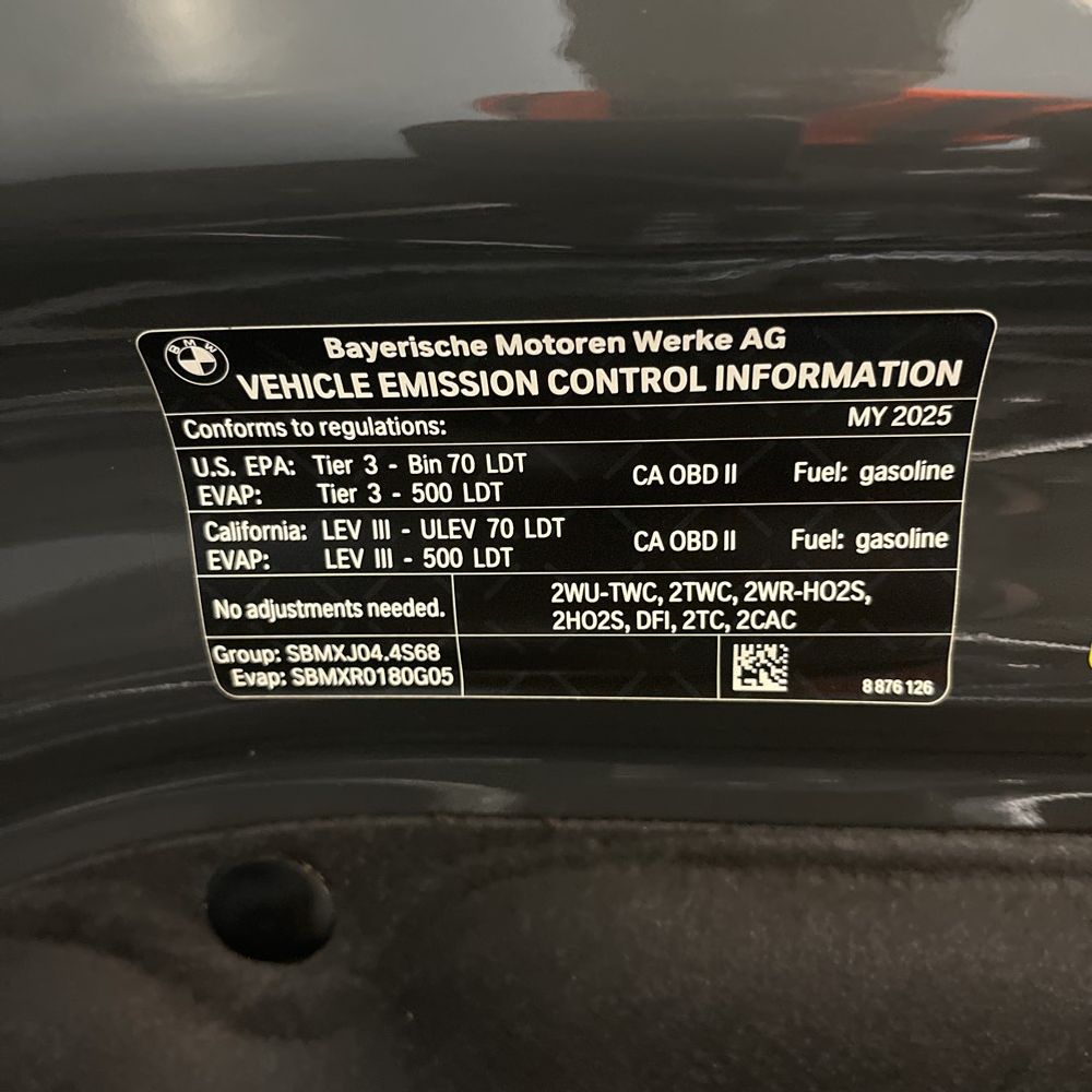 2025 BMW X7 M60i