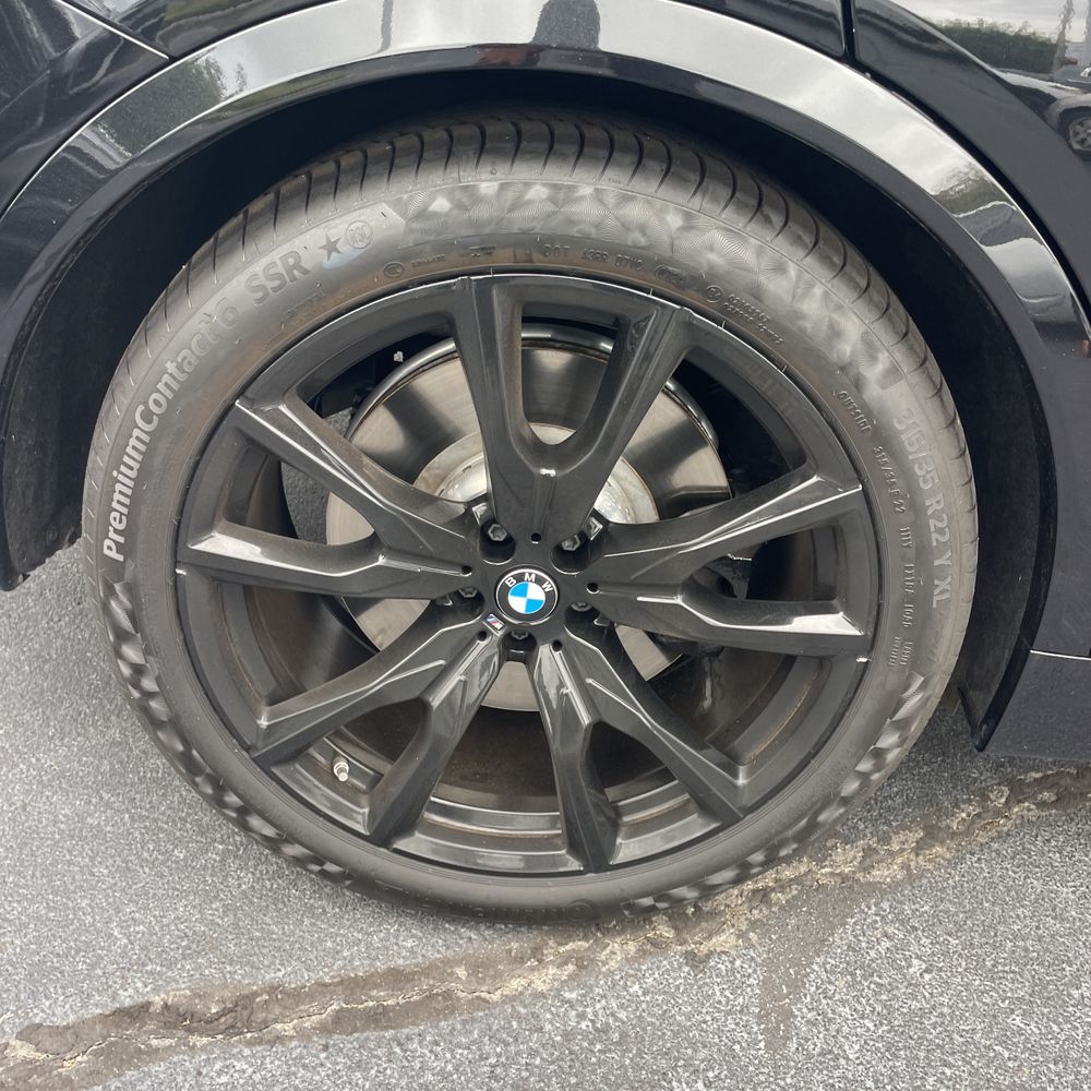 2025 BMW X7 M60i
