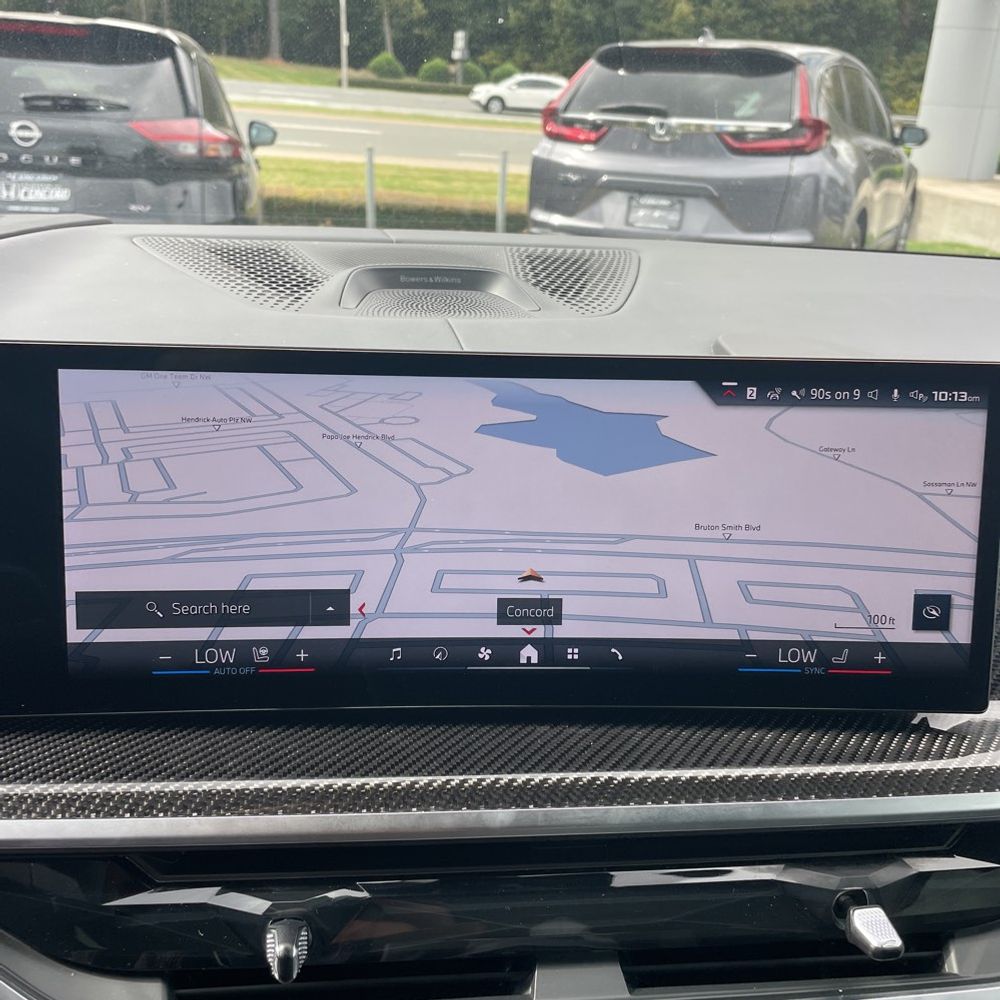 2025 BMW X7 M60i