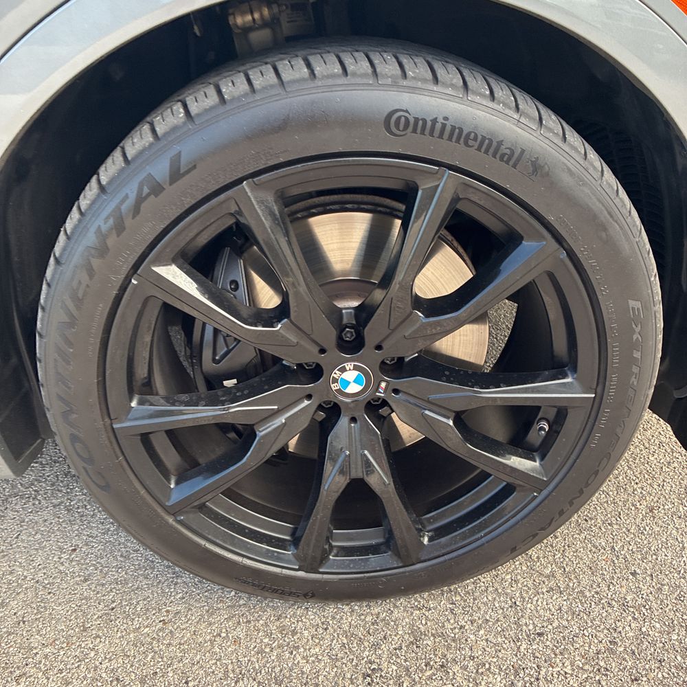 2024 BMW X7 M60i
