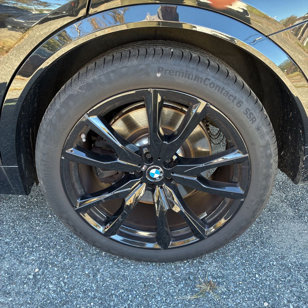 2025 BMW X7 M60i