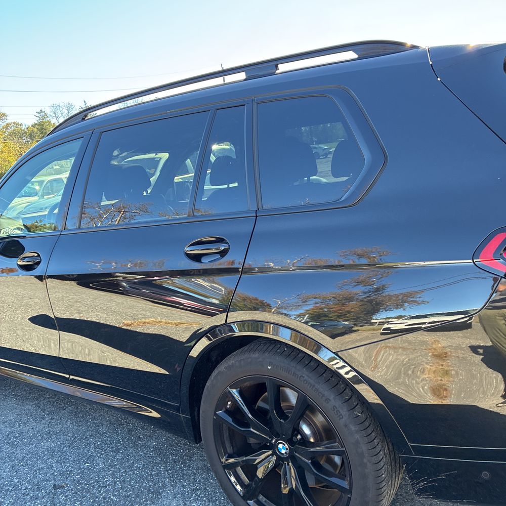 2025 BMW X7 M60i