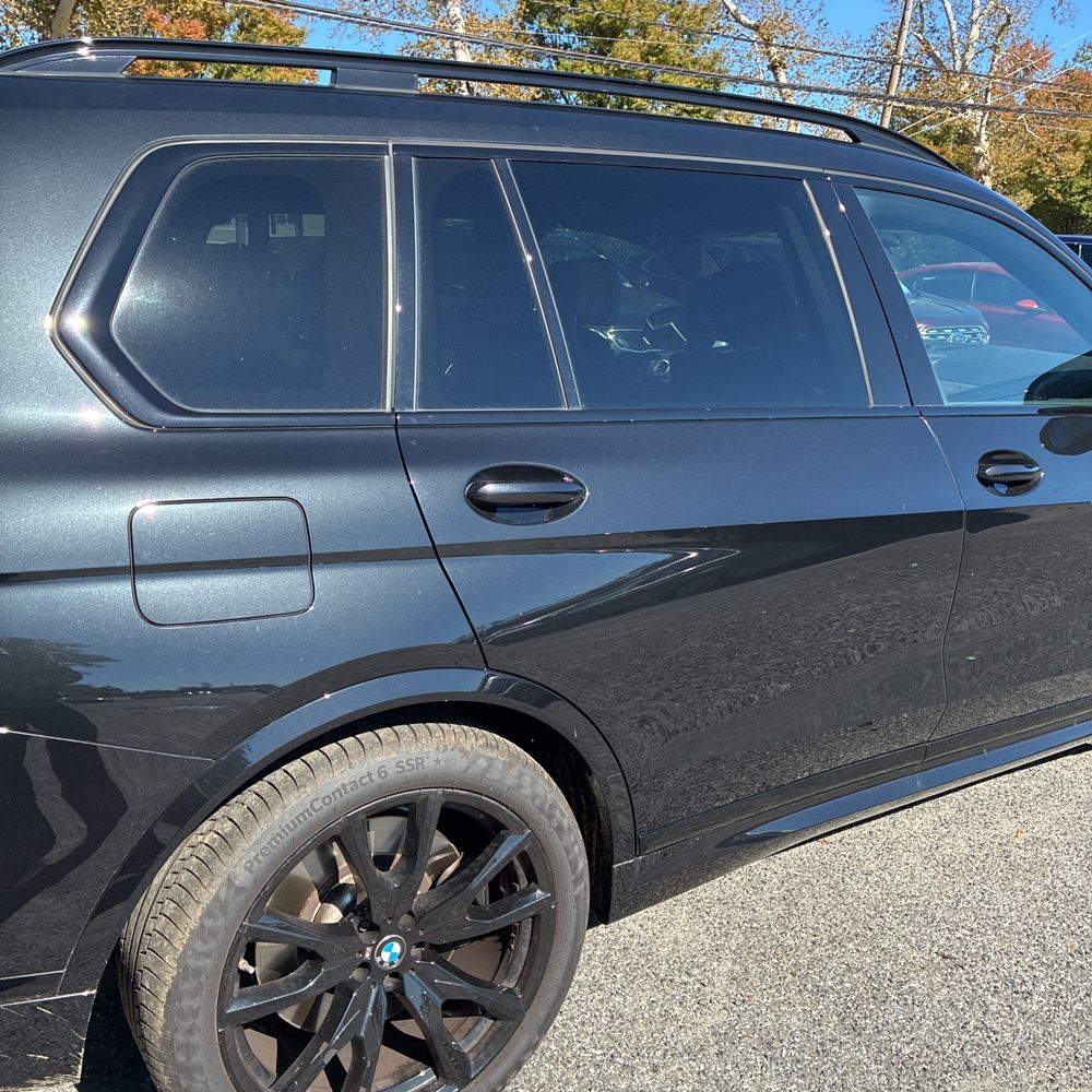 2025 BMW X7 M60i