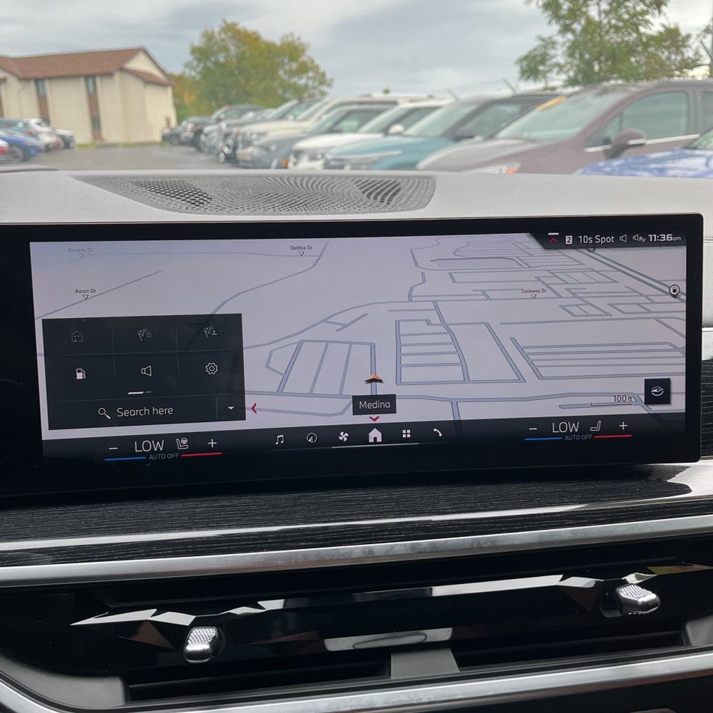 2024 BMW X7 M60i