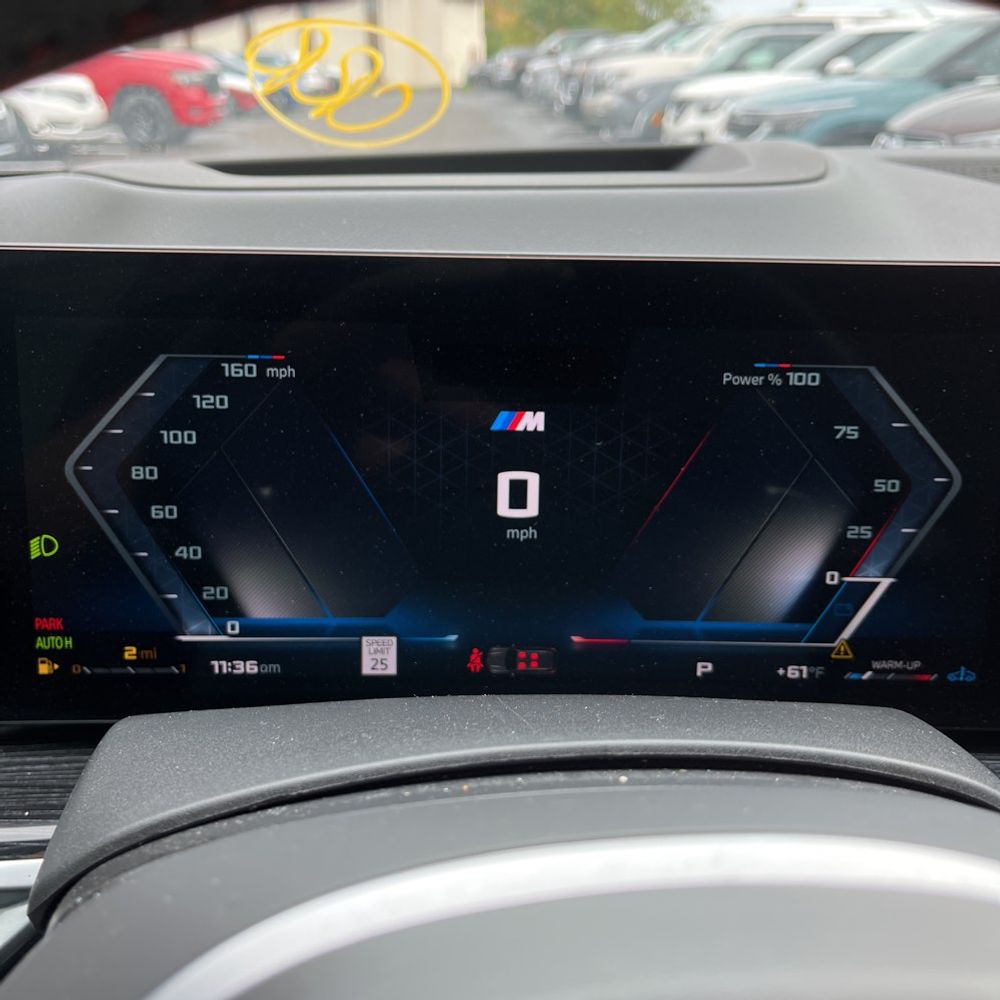 2024 BMW X7 M60i
