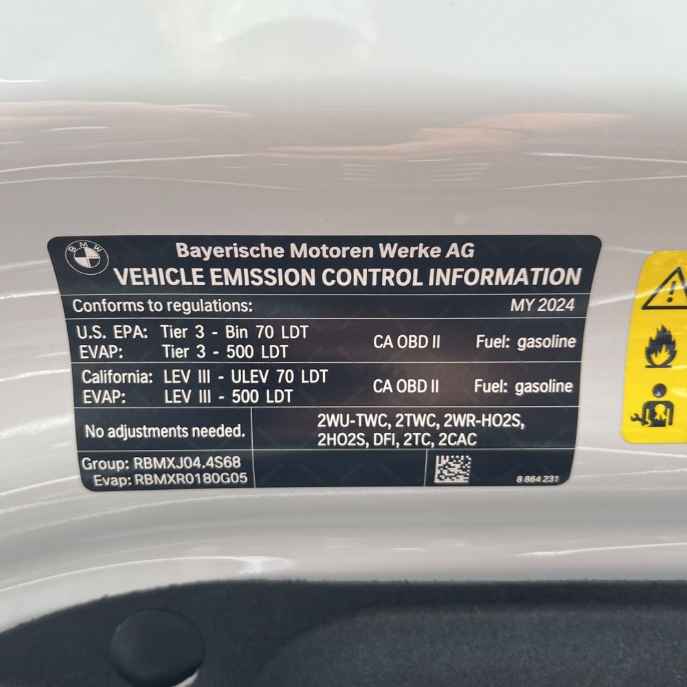 2024 BMW X7 M60i