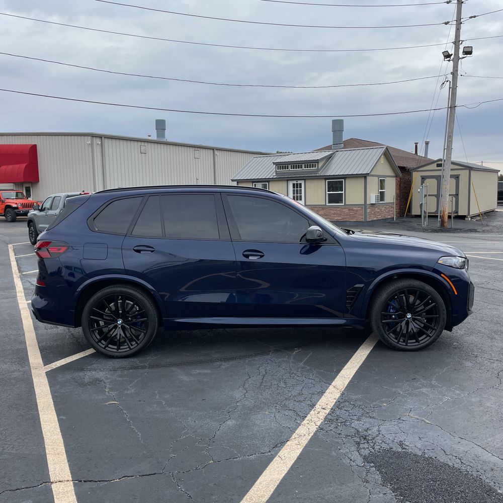2024 BMW X5 M60i