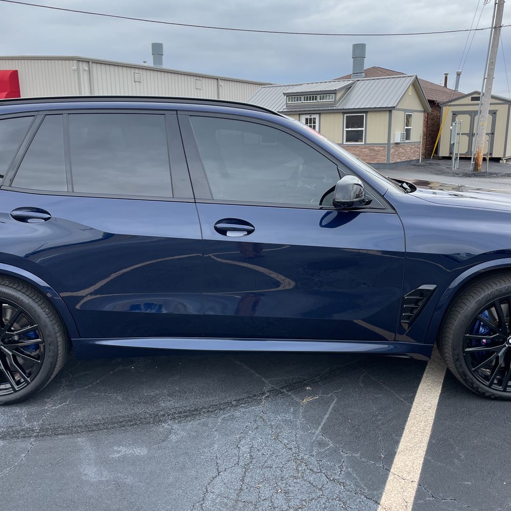 2024 BMW X5 M60i