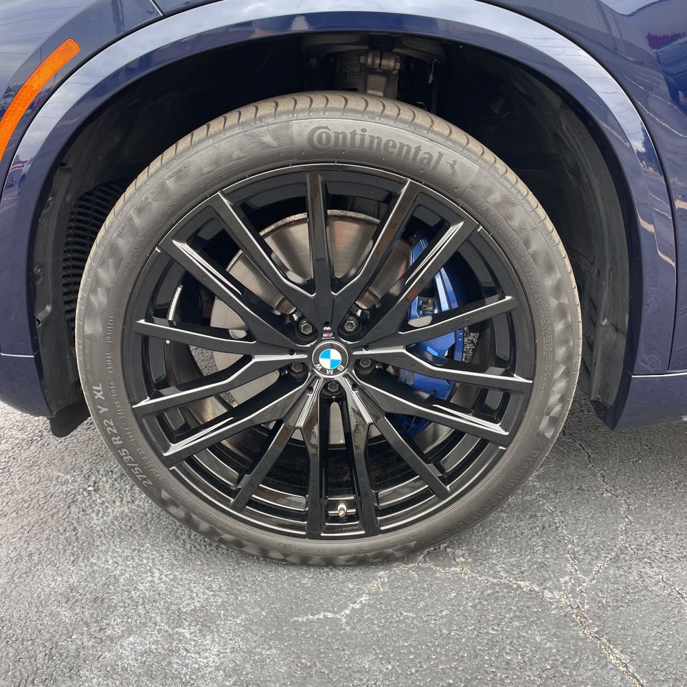 2024 BMW X5 M60i