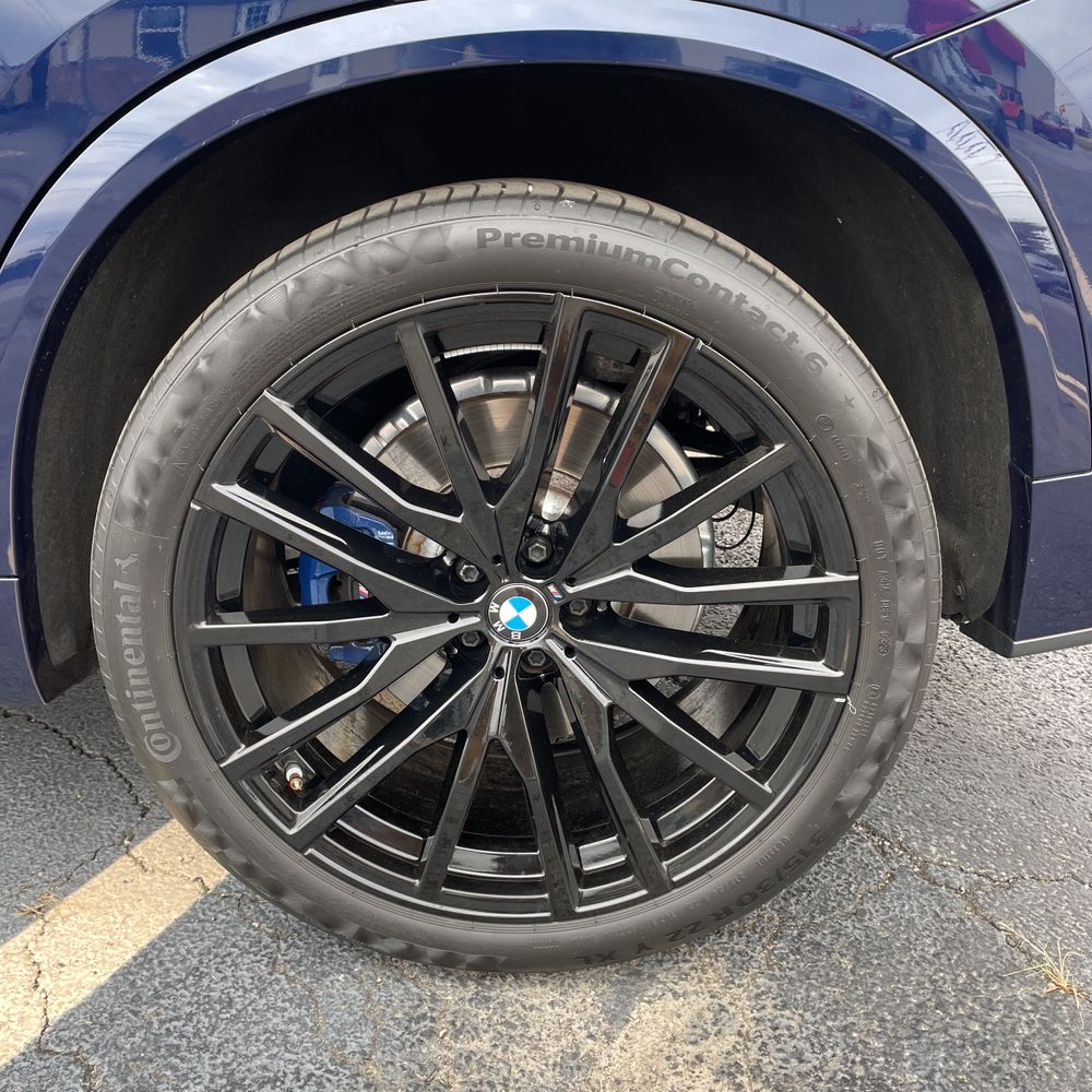 2024 BMW X5 M60i