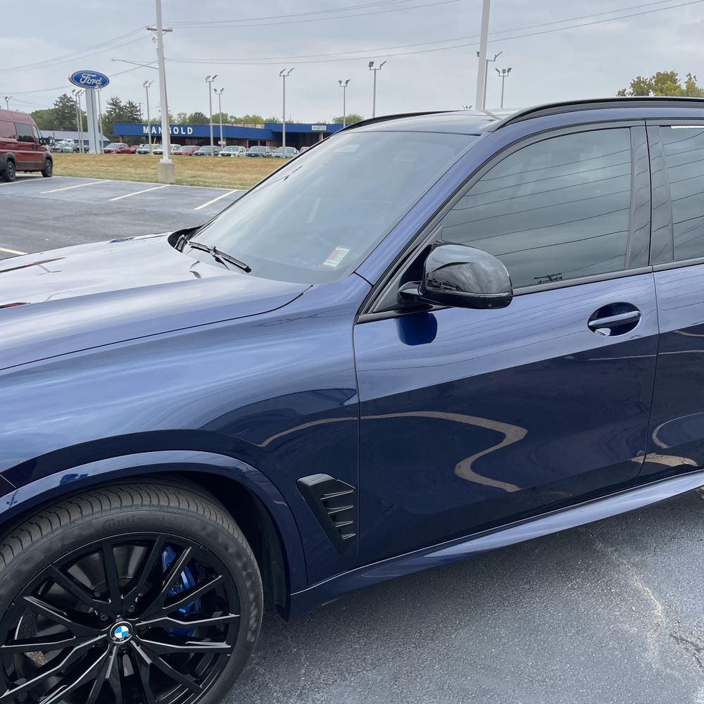 2024 BMW X5 M60i