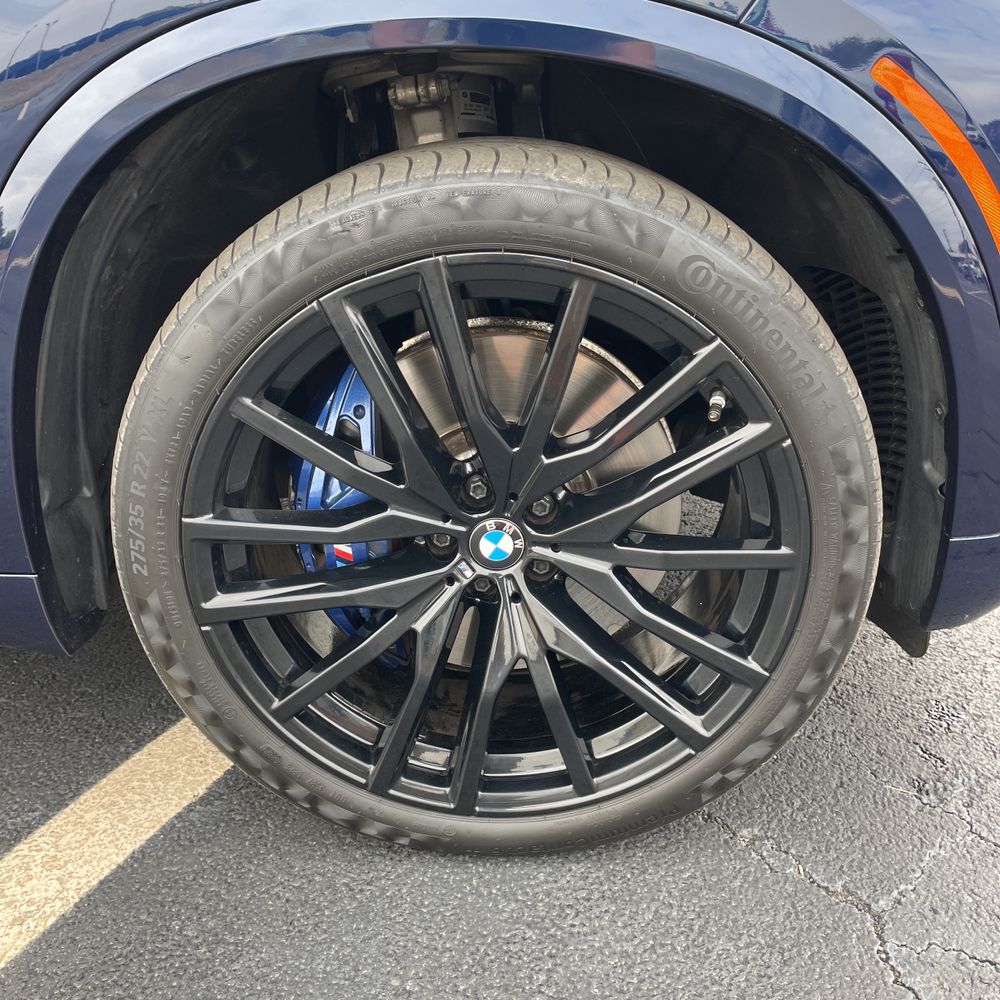 2024 BMW X5 M60i