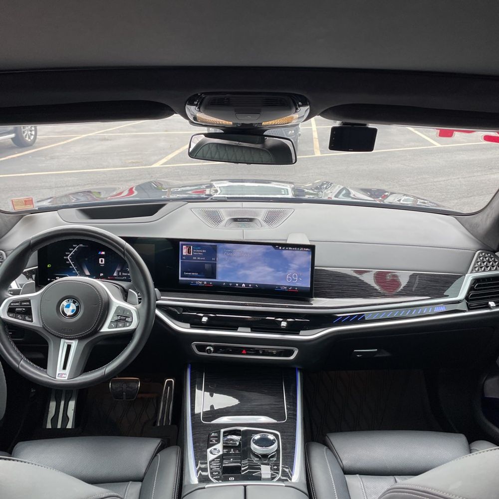 2024 BMW X5 M60i